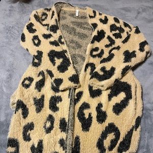 Boutique leopard cardigan Size M/L